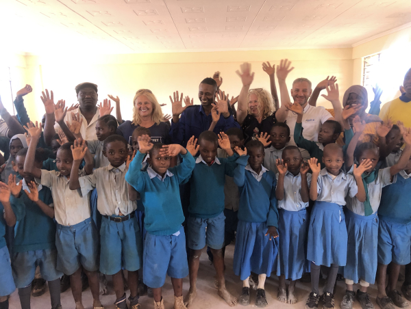 Dr Anna Watoła i inni naukowcy z UŚ z wizytą w kenijskiej szkole | archiwum prywatne